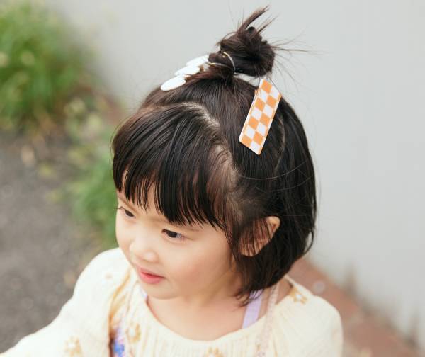 おしゃれ親子のデニムリンクコーデ！クロシェ編み＆フラワー刺しゅう合わせがめっちゃ可愛い♡