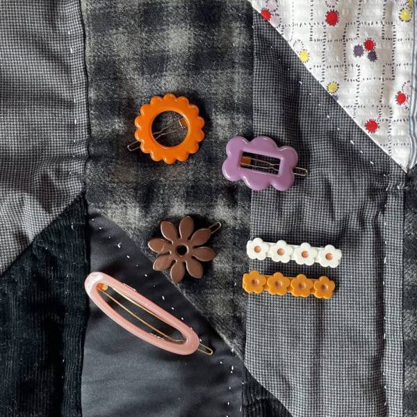 不器用さん必見！たった2つのポイントでヘアアレンジが格段にしやすくなる♪アレンジグッズもご紹介☆