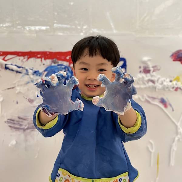 子どもの可能性を広げる「レッジョ・エミリア式」アートワークショップ体験レポート♪