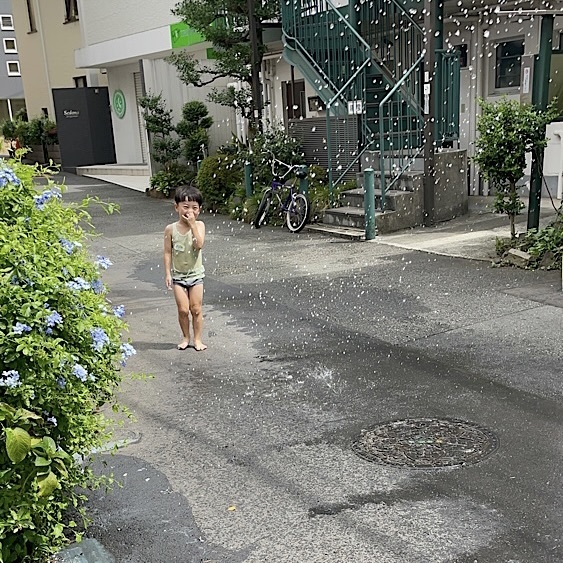 子どもの可能性を広げる「レッジョ・エミリア式」アートワークショップ体験レポート♪