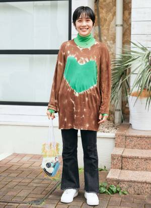 大人が着てもめっちゃ可愛い！ハートモチーフのタイダイ柄ロンT♡