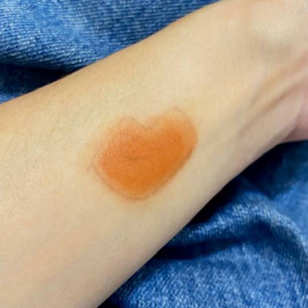 美容業界で活躍する人気ヘアメイクが大絶賛！  【プチプラコスメ9選】