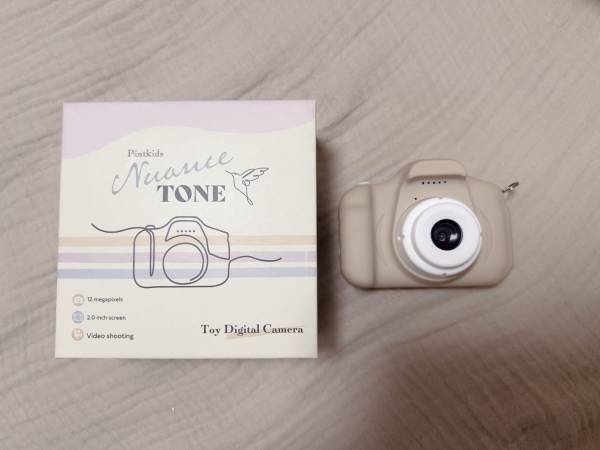 3歳の誕生日プレゼントに迷ったら！娘がどハマりしたキッズカメラ！