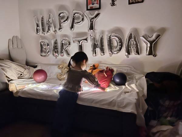 3歳の誕生日プレゼントに迷ったら！娘がどハマりしたキッズカメラ！