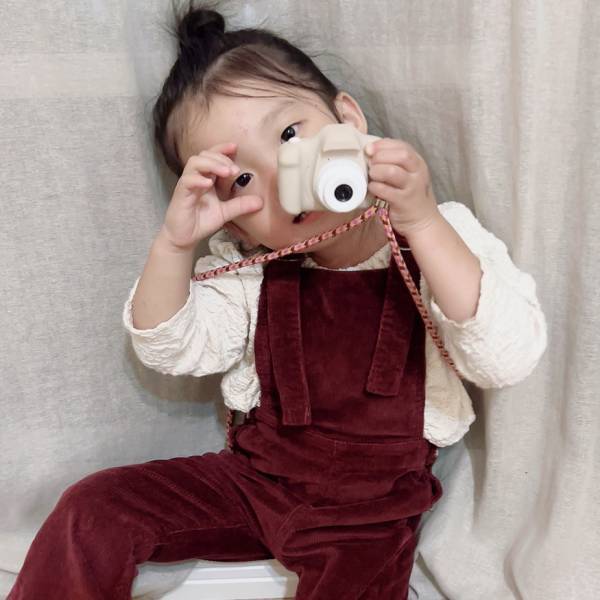 3歳の誕生日プレゼントに迷ったら！娘がどハマりしたキッズカメラ！