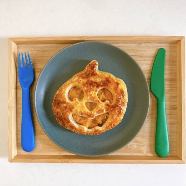 子供と一緒に作る！市販のパイシートで簡単ハロウィンパイレシピ☆