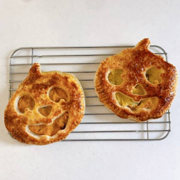 子供と一緒に作る！市販のパイシートで簡単ハロウィンパイレシピ☆