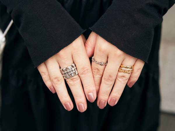 ブラックワンピで簡単サマ見え！ワントーンまとめが断然今っぽい♡