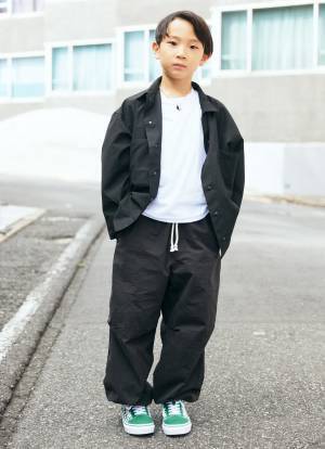 失敗しないブラックコーデ！オールインワンはニット素材を選べば品よくキマる！