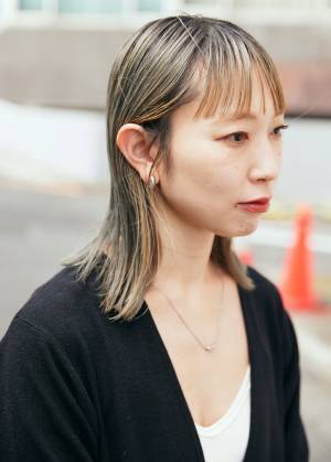 失敗しないブラックコーデ！オールインワンはニット素材を選べば品よくキマる！