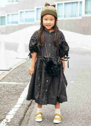 失敗しないブラックコーデ！オールインワンはニット素材を選べば品よくキマる！