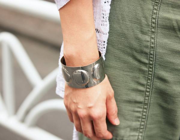 おしゃれ親子のミリタリーコーデ！ワークパンツ×レースならママでもトライしやすい♡