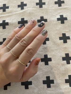 手軽で可愛いダイソーのハロウィンネイル！