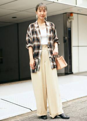 チェック柄ジャケットはこう着る！ワイドパンツ×ブーツでスタイルアップ♪