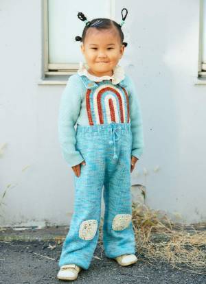 冬のニットコーデはこれが正解♡ ブルー×グリーンで爽やか親子リンク！