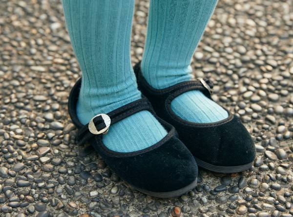 スカーフを使った上級親子リンクコーデ♡ 技ありテクをお見逃しなく！ | HugMug