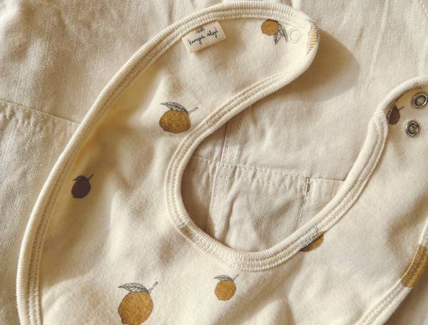 「愛用ジップ付き袋と、息子のサロペットコーデ」Kanocoのしあわせ時間 Vol.15 | HugMug