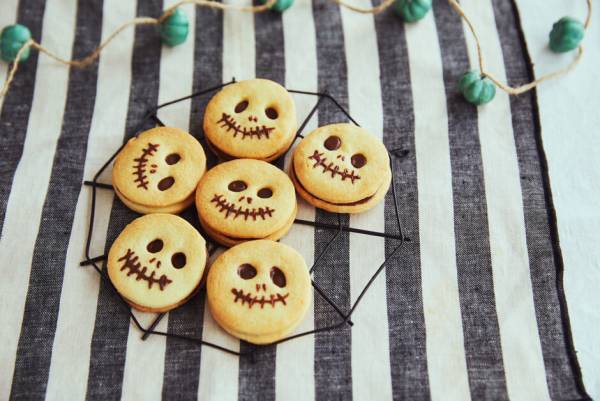 簡単なのに超映える！ハロウィン手作りおやつレシピ集
