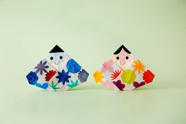【子どもの年齢別】 折り紙でつくる、ポップでキュートな＜おひなさま＞