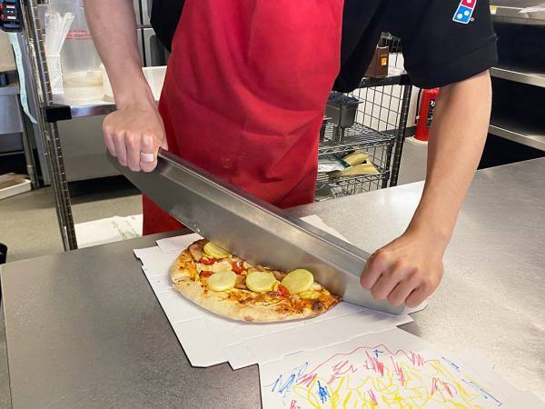 親子でピザづくり体験！ ドミノ・ピザの「ピザアカデミー」に参加してきました | HugMug - 親子で楽しむファッションやライフスタイル情報を届けるママメディア