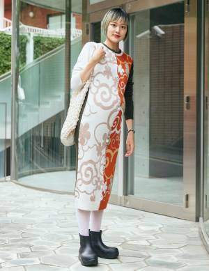 定番派？ 個性派？【高感度ママが愛用するブラックショートブーツ6選】 | HugMug - 親子で楽しむファッションやライフスタイル情報を届けるママメディア