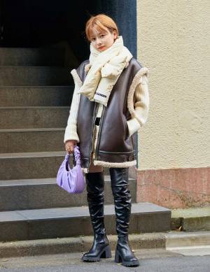 【センスのいいママ愛用のマフラー6選】 おしゃれに防寒しよう！ | HugMug - 親子で楽しむファッションやライフスタイル情報を届けるママメディア