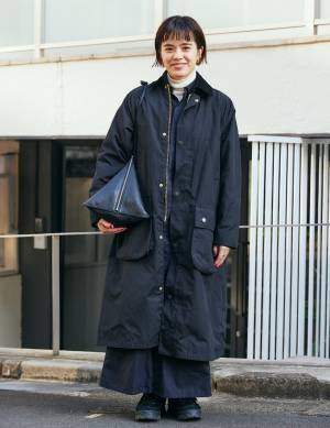 着回し力抜群で優秀すぎ！【 ホワイト＆ブラックアウターSNAP8選 】 | HugMug - 親子で楽しむファッションやライフスタイル情報を届けるママメディア