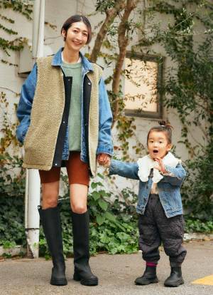 親子リンクのまさにお手本♡ デニムジャケット×ブーツが今っぽい！ | HugMug