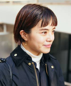 古着MIXで簡単サマ見え！ママのオールブラックコーデにも要注目♡ | HugMug