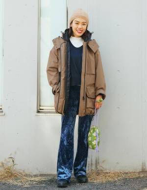 公園にもタウンユースにも！ 【高感度ママ愛用の万能スニーカー7選】 | HugMug