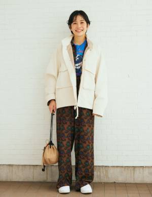 公園にもタウンユースにも！ 【高感度ママ愛用の万能スニーカー7選】 | HugMug