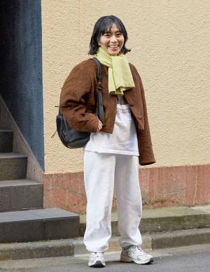 公園にもタウンユースにも！ 【高感度ママ愛用の万能スニーカー7選】 | HugMug