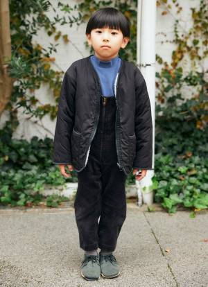 推しは『ユニクロ』のパンツ♡ レザージャケットと合わせてクールに！ | HugMug