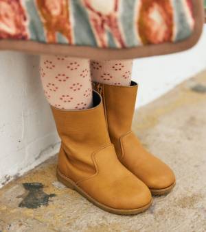 冬もアースカラーが大人気！今すぐ真似したいナチュラル派親子コーデ♡ | HugMug