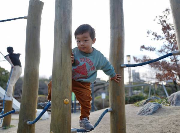 「夢のような室内・外施設『プレイヴィル（Playville）』体験レポート！」武智志穂の沖縄でのんびり双子育児 Vol.29 | HugMug