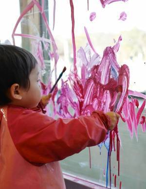 「夢のような室内・外施設『プレイヴィル（Playville）』体験レポート！」武智志穂の沖縄でのんびり双子育児 Vol.29 | HugMug