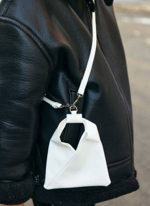 フライトキャップで旬度爆上げ！ベロアパンツでなかよし親子コーデに♡ | HugMug