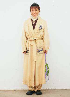 ママの古着MIXがカギ。淡カラーでまとめたこなれカジュアルコーデ | HugMug