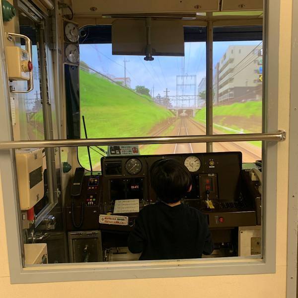 入館料安いっっ！！乗り物好きキッズ大喜びの「電車とバスの博物館」 | HugMug