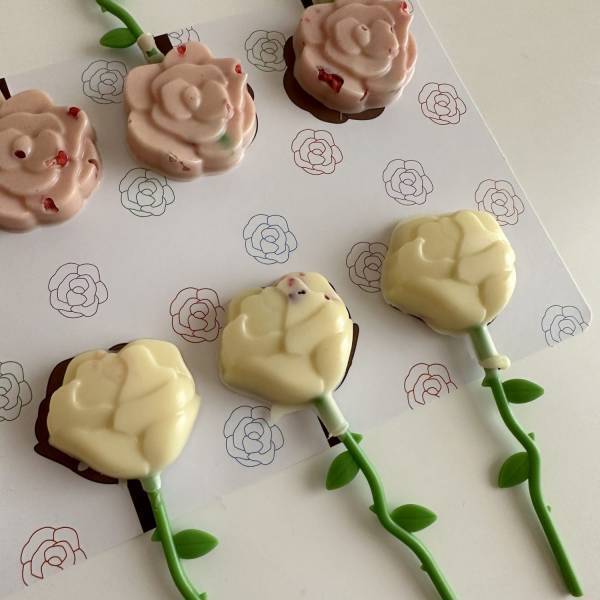 もうすぐバレンタイン♡100均のアイテムで親子で楽しくチョコ作り！ | HugMug