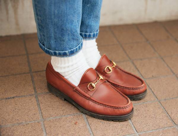 古着×アウトドアアイテムの正解コーデ！小物づかいでグッと上品に♪ | HugMug