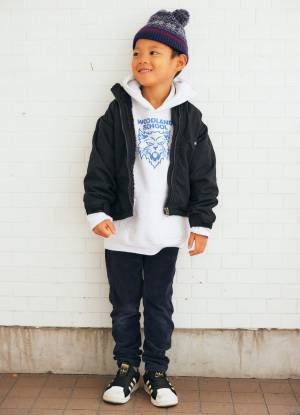 古着×アウトドアアイテムの正解コーデ！小物づかいでグッと上品に♪ | HugMug