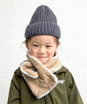 旬のバラクラバはグリーンが可愛い♡アースカラーでまとめたおしゃれな親子コーデ | HugMug