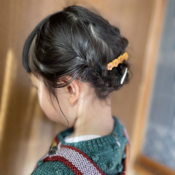 不器用さんでも簡単にできる！子どものおしゃれヘアアレンジ | HugMug - 親子で楽しむファッションやライフスタイル情報を届けるママメディア
