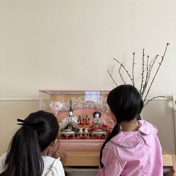 ひなまつりパーティーレシピの決定版！手毬寿司4種と桜香るミルクプリン | HugMug