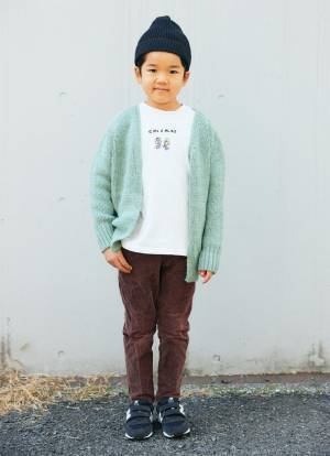 『ZARA』のレザーパンツがめっちゃ使える！トレンチコートを辛口に着こなし♡ | HugMug