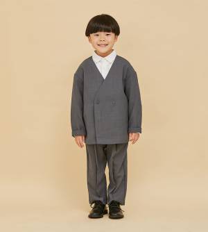 セレモニー服をお出かけ着に着回し！【セレモニー服をMIXしたキッズコーデ6選】 | HugMug - 親子で楽しむファッションやライフスタイル情報を届けるママメディア