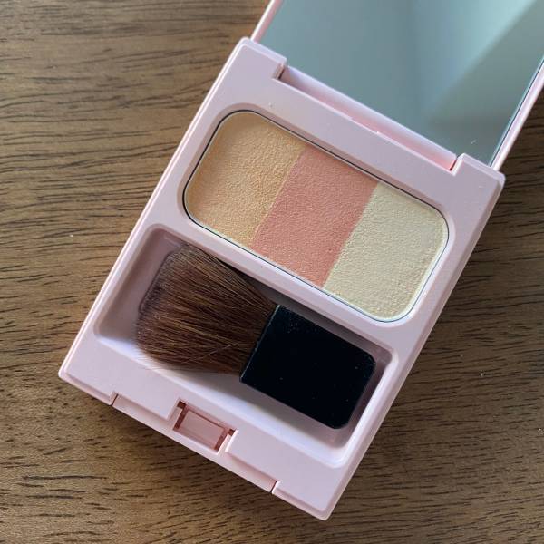 プチプラコスメでつくる30代の春メイク♪ キャンメイク、ケイト、セザンヌが超優秀！ | HugMug