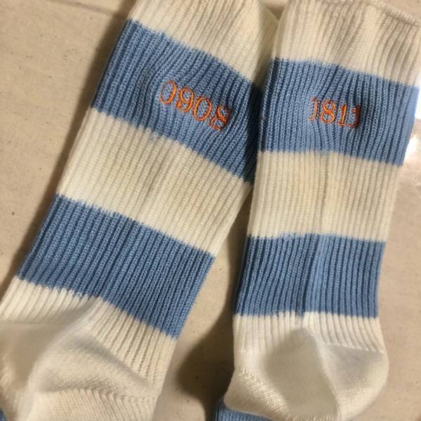 靴下屋の刺繍サービスでオリジナルソックスが作れる！キッズソックスも対応♪プレゼントにも◎ | HugMug