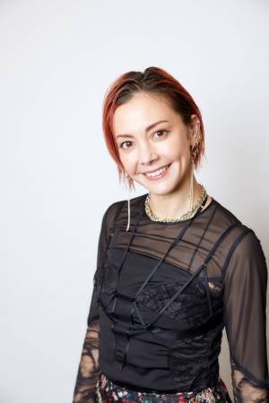 【土屋アンナさんが考える、家族のあり方と子育て】映画『長ぐつをはいたネコと９つの命』 | HugMug